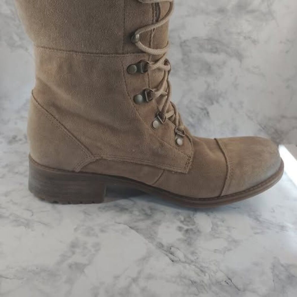 UGG Lace-Up Boots Women's 9 Tan Shearling-Style Collar Lug Sole